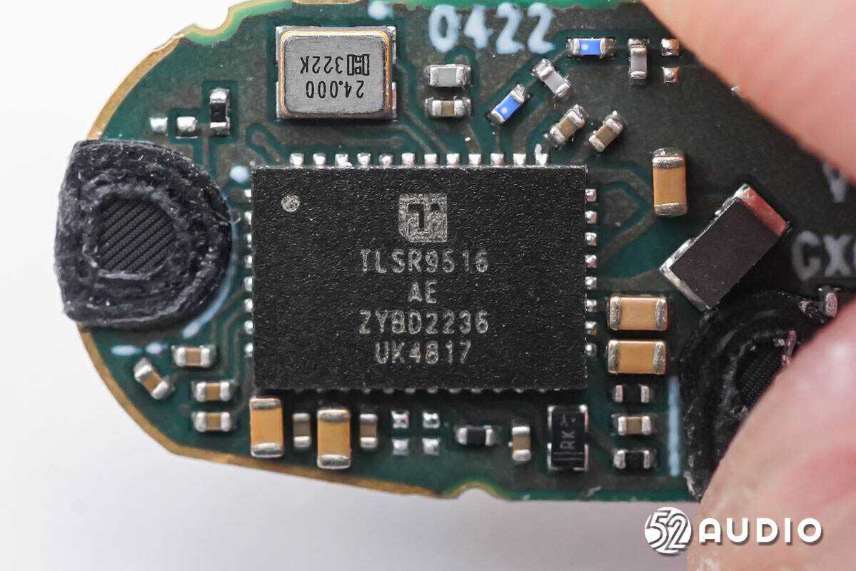Close-up of Telink TLSR9516A chip
