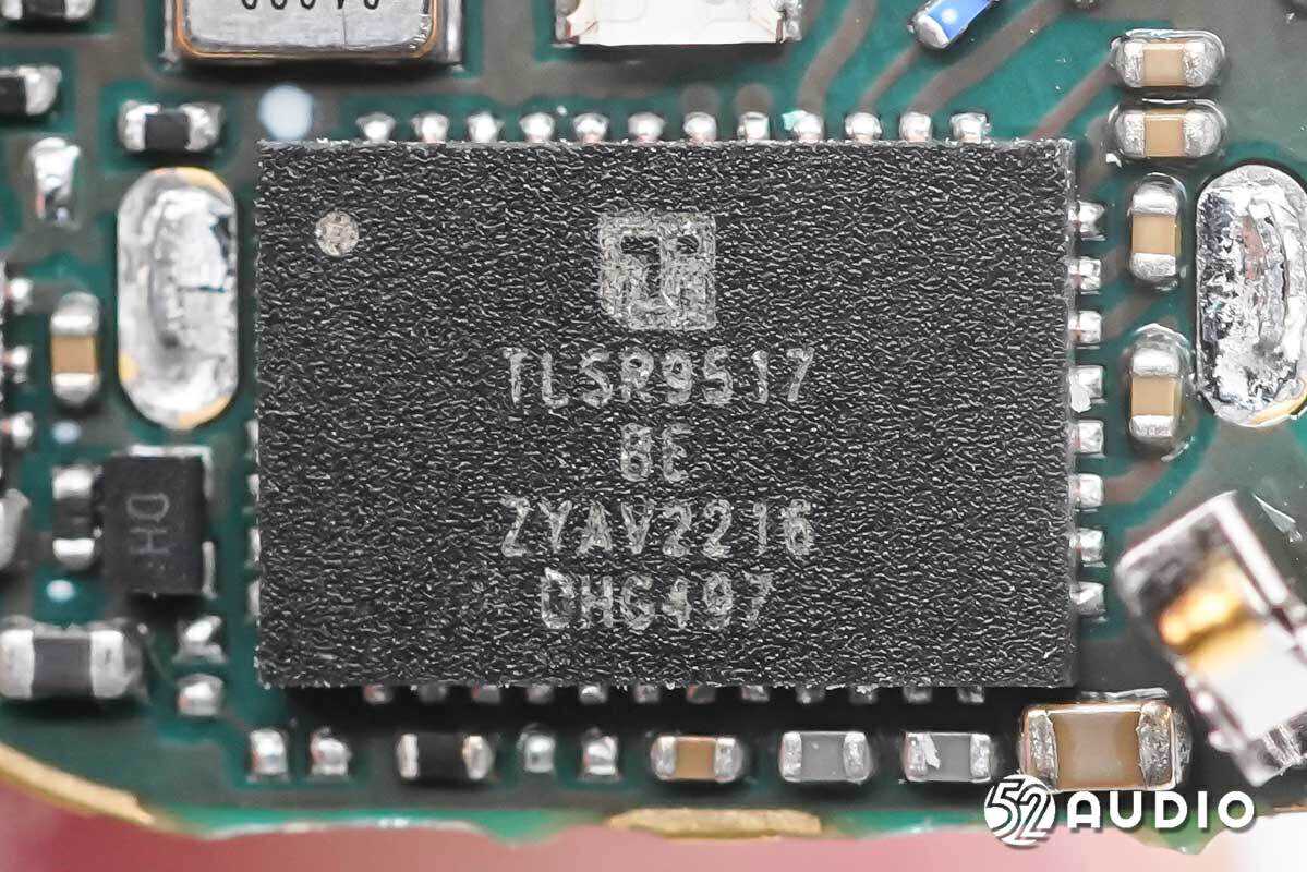 Close-up of Telink TLSR9517B chip